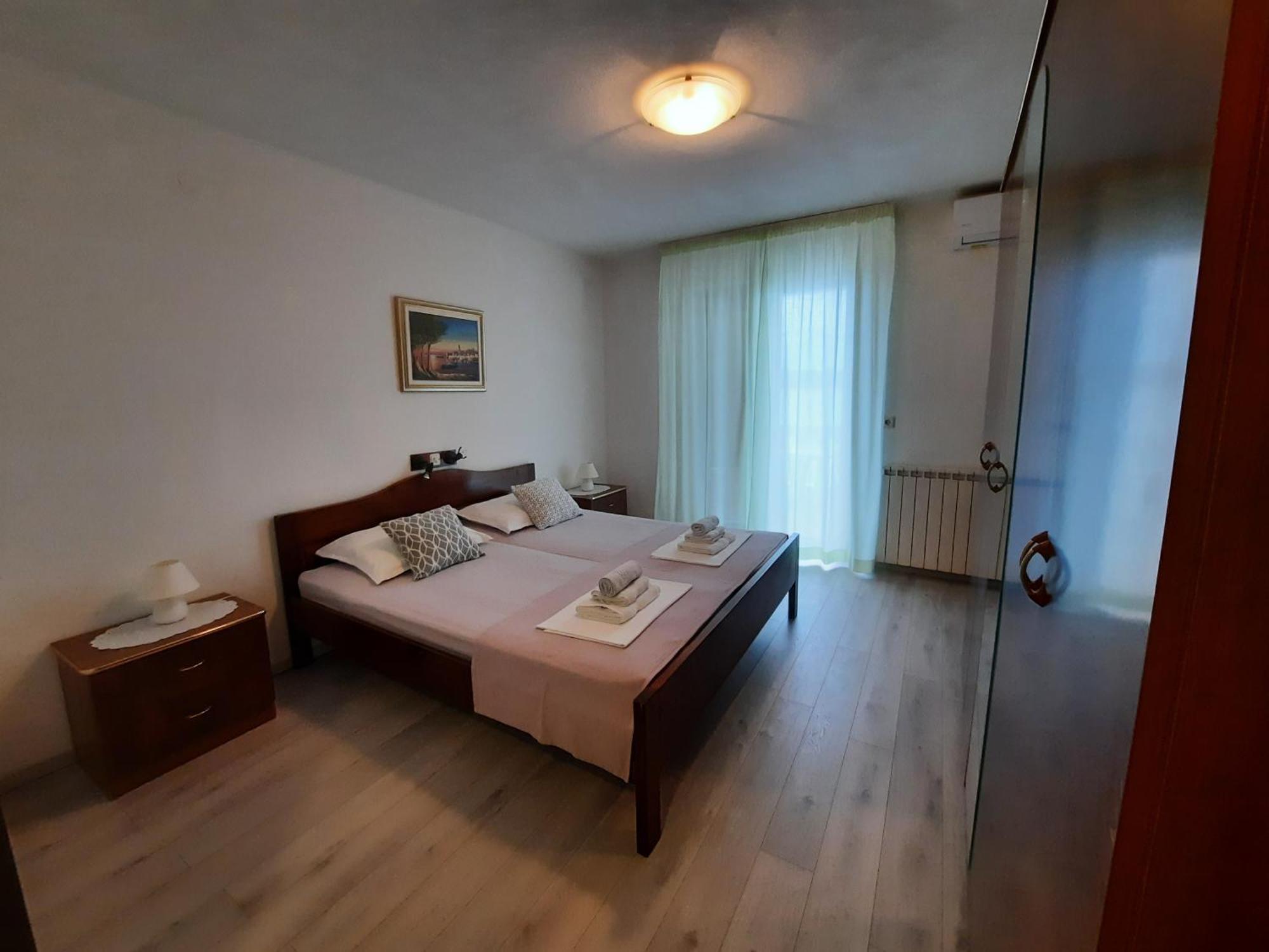 Apartments And Rooms Vinko Barbat na Rabu Exterior photo